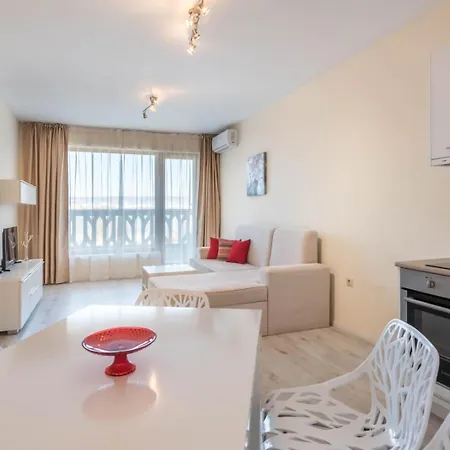 Touch The Sea Apartment Warna