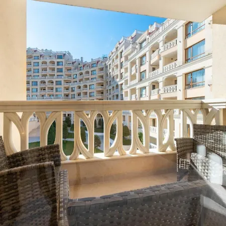 Apartment Touch The Sea